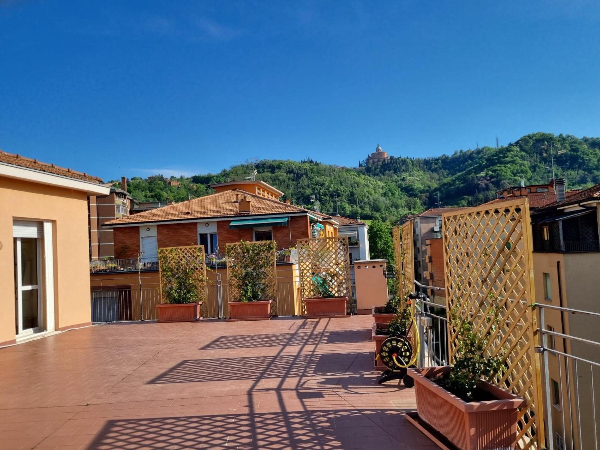 Апартаменти Attico Vista San Luca Болонья Екстер'єр фото